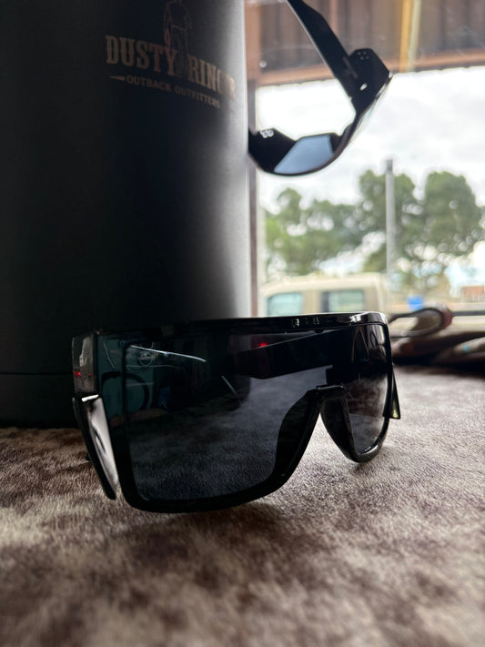 Dusty Ringer Outback Shield Sunglasses