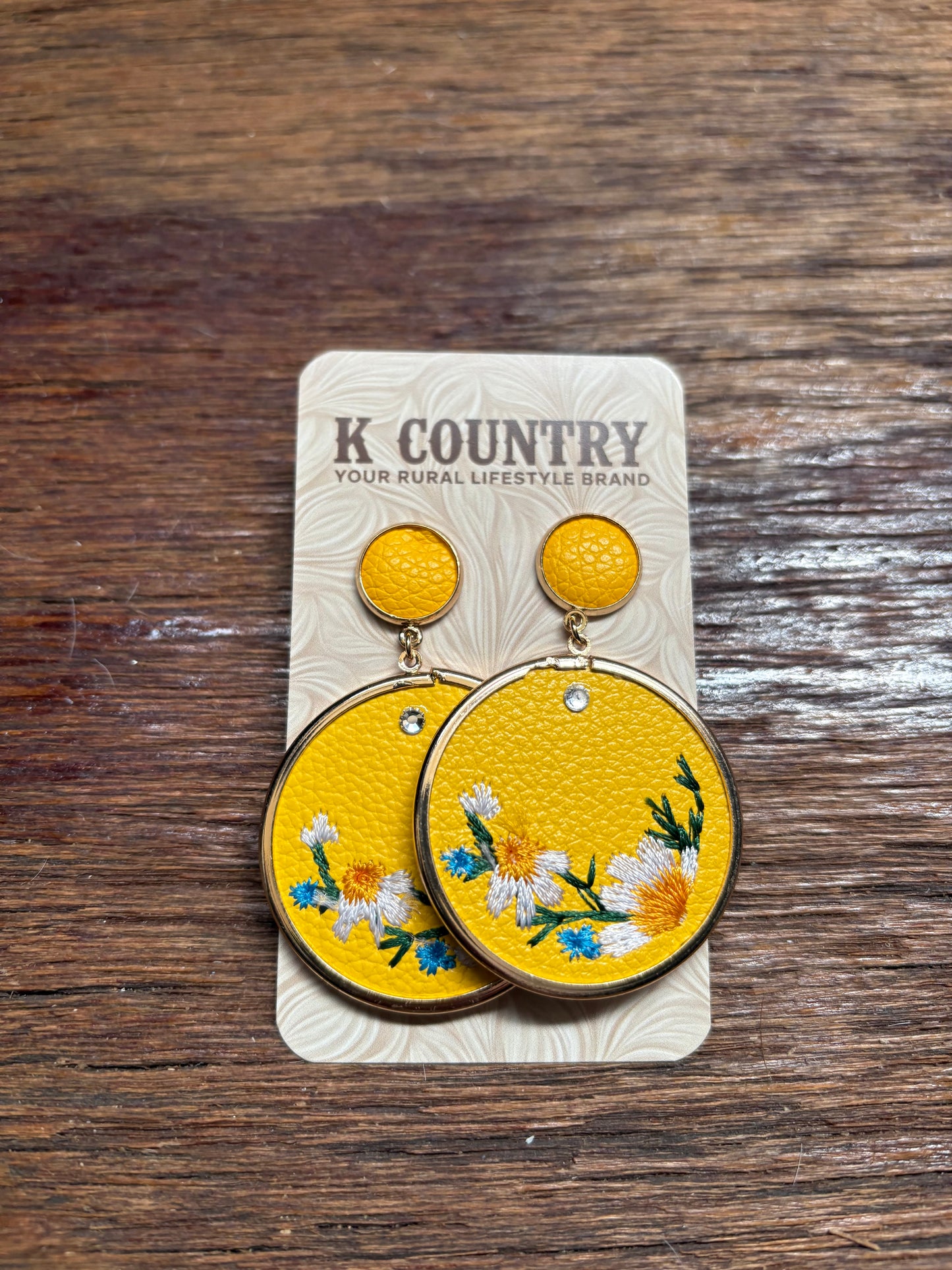 Dust & Daisies Earrings