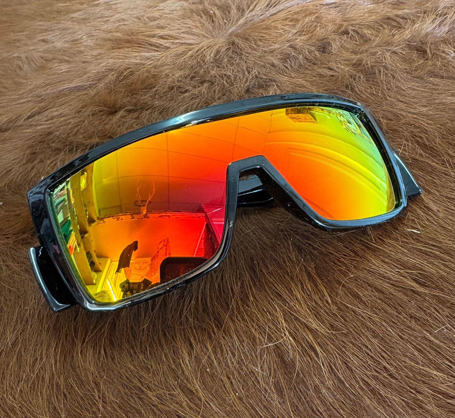Dusty Ringer Outback Shield Sunglasses