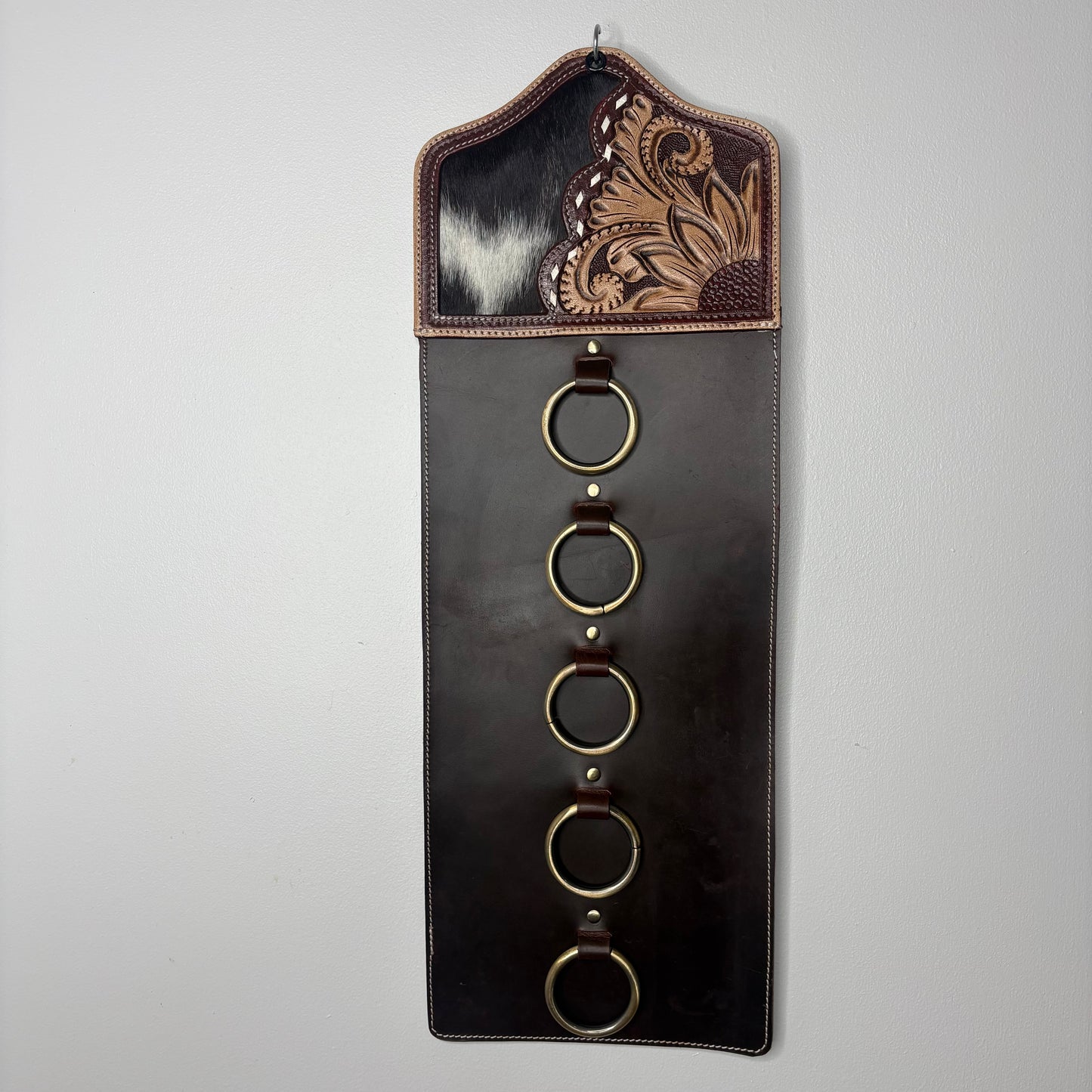 Prairie Cowhide 5-Ring Scarf Holder