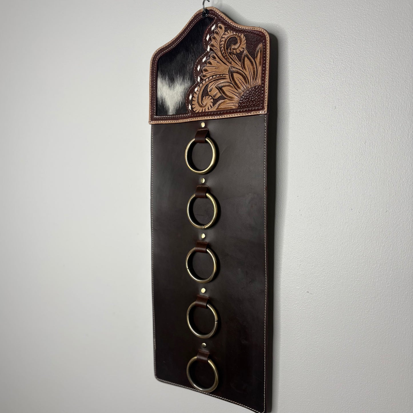 Prairie Cowhide 5-Ring Scarf Holder