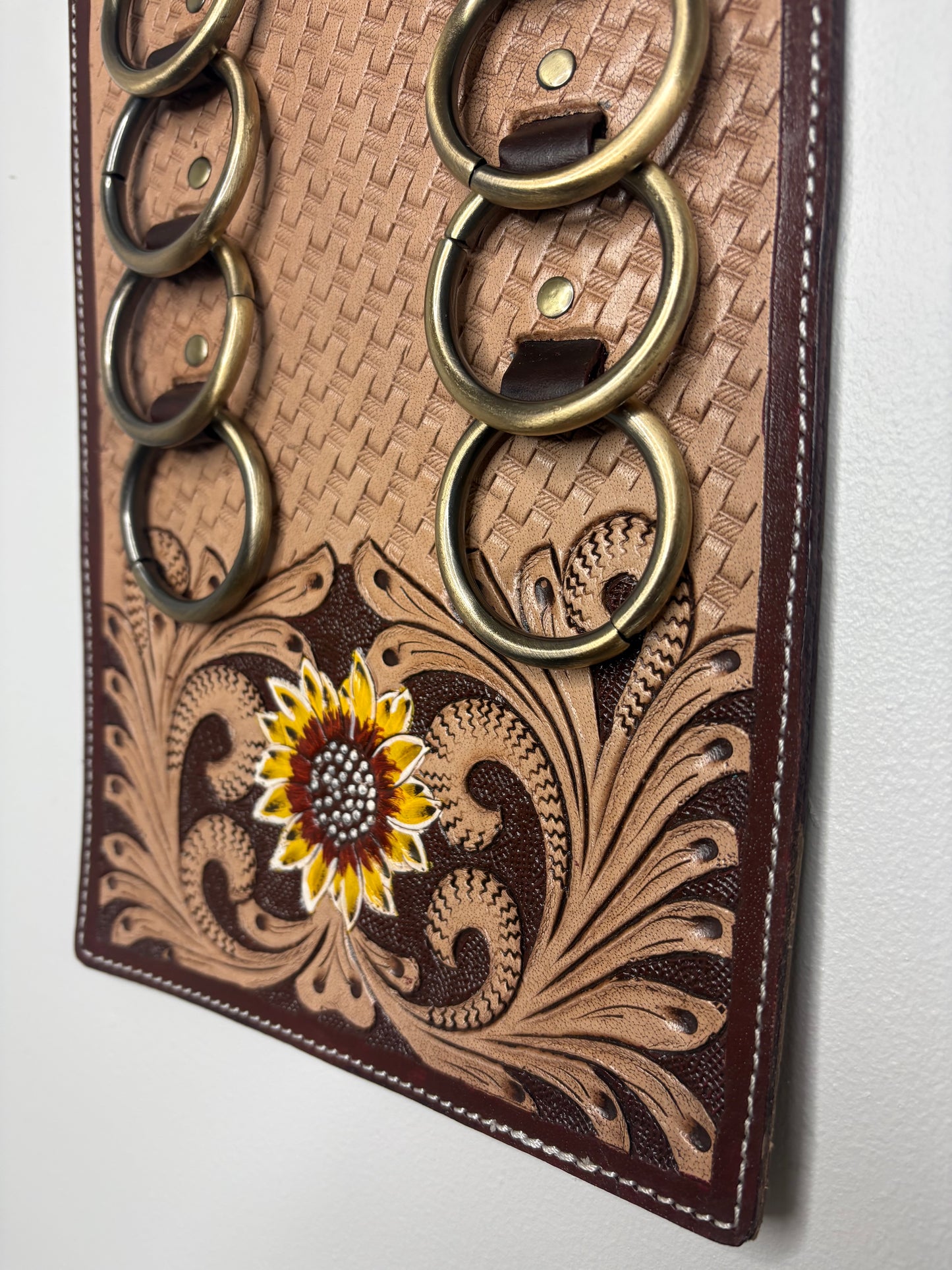 Sunflower Saddle - 10 Ring Scarf Holder