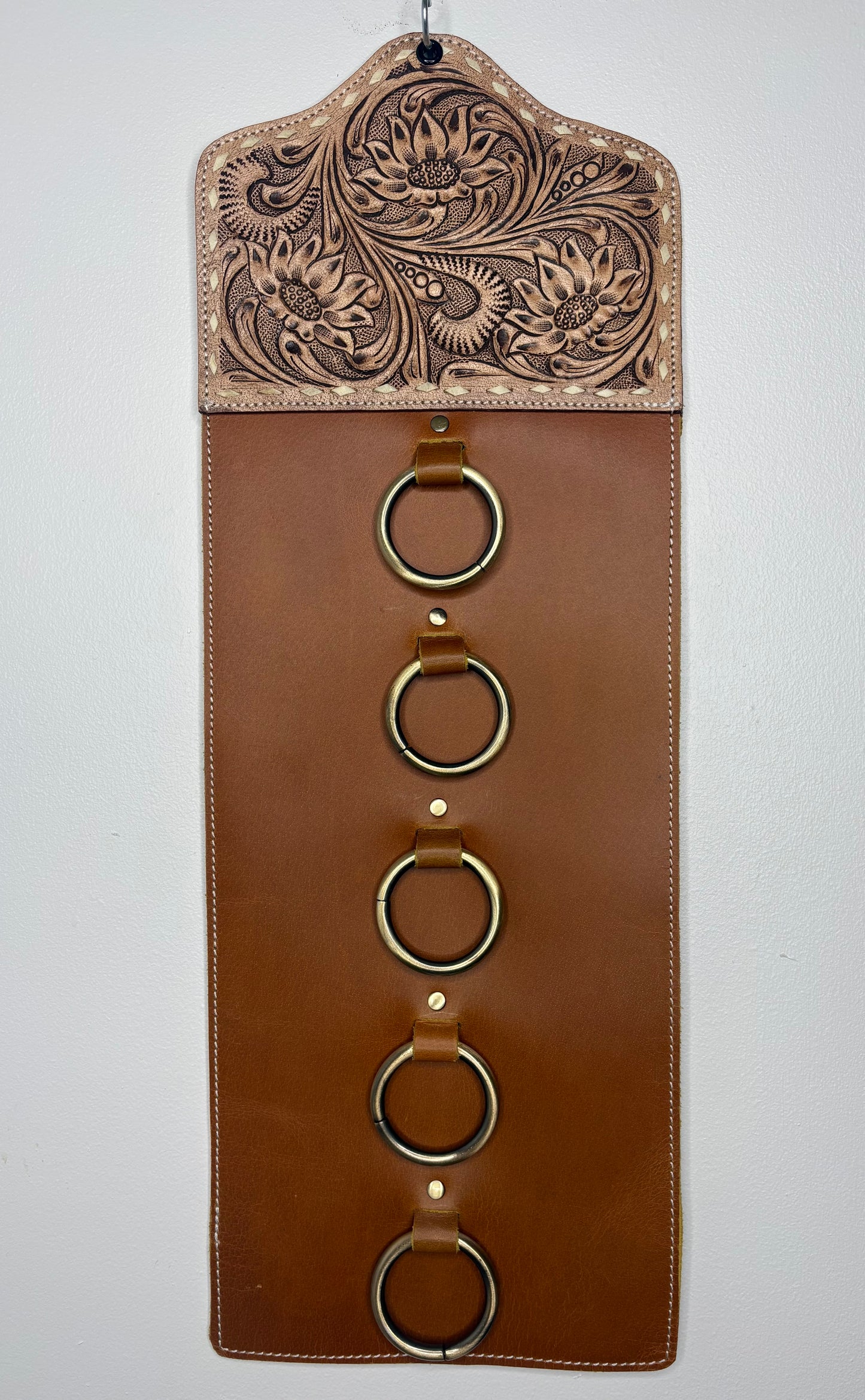 Stockman Floral 5-Ring Scarf Holder