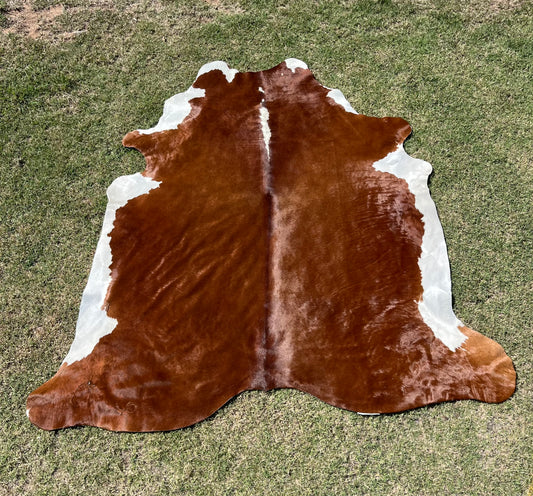 XL Hereford Cowhide Rug
