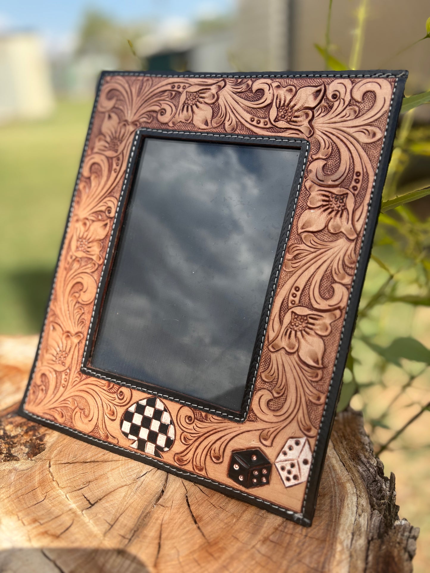 Tooled Leather Photo Frames – 4x6” Display