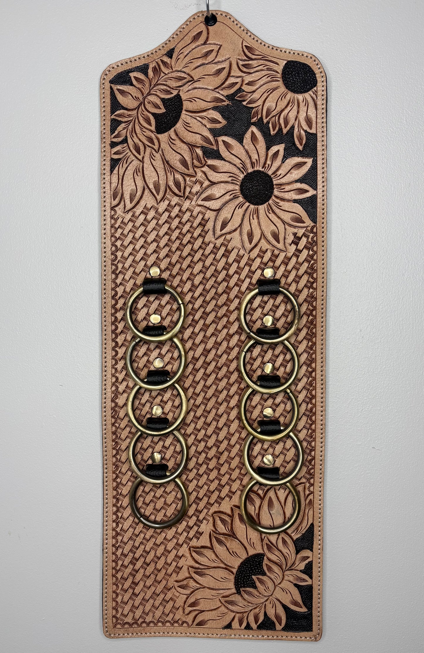 Midnight Sunflower Western 10-Ring Scarf Holder
