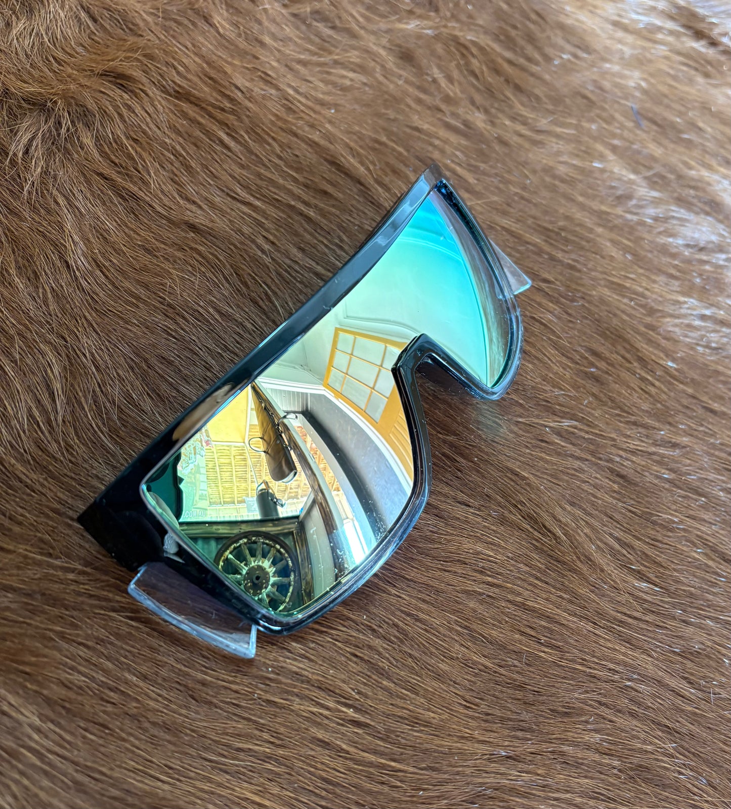 Dusty Ringer Outback Shield Sunglasses