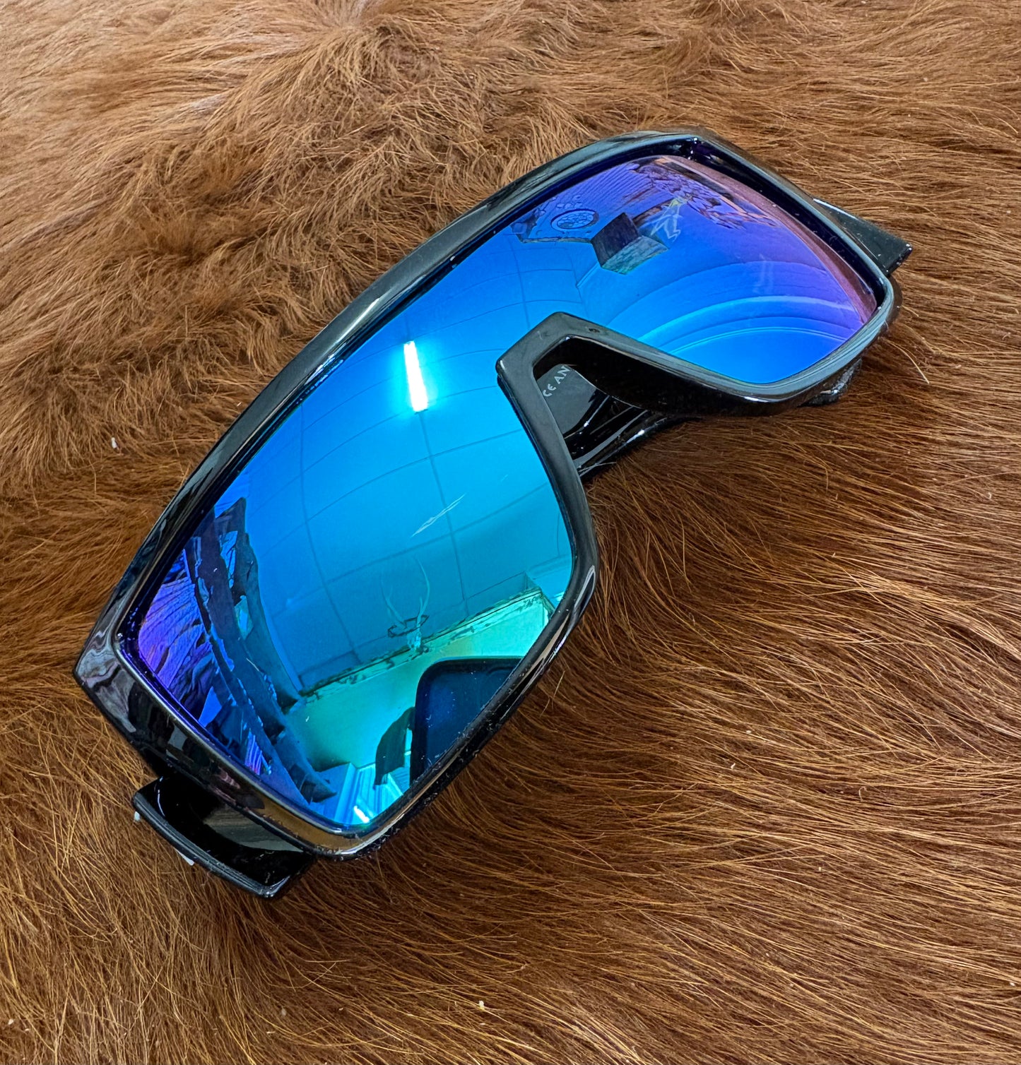 Dusty Ringer Outback Shield Sunglasses