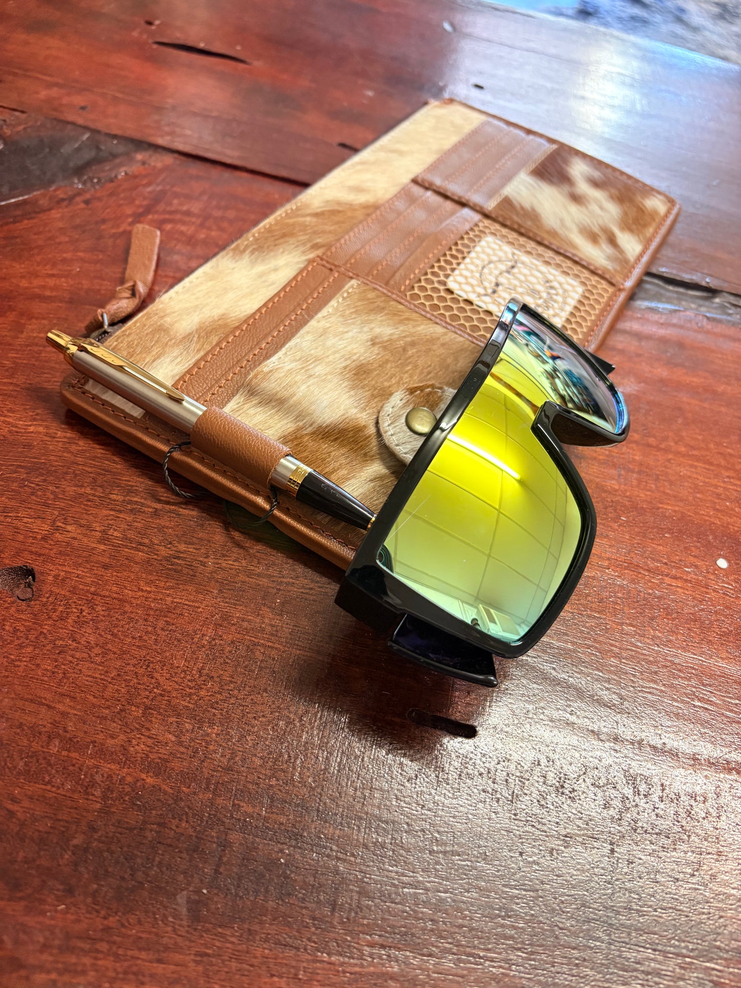 Cowhide Sun Visor Organiser